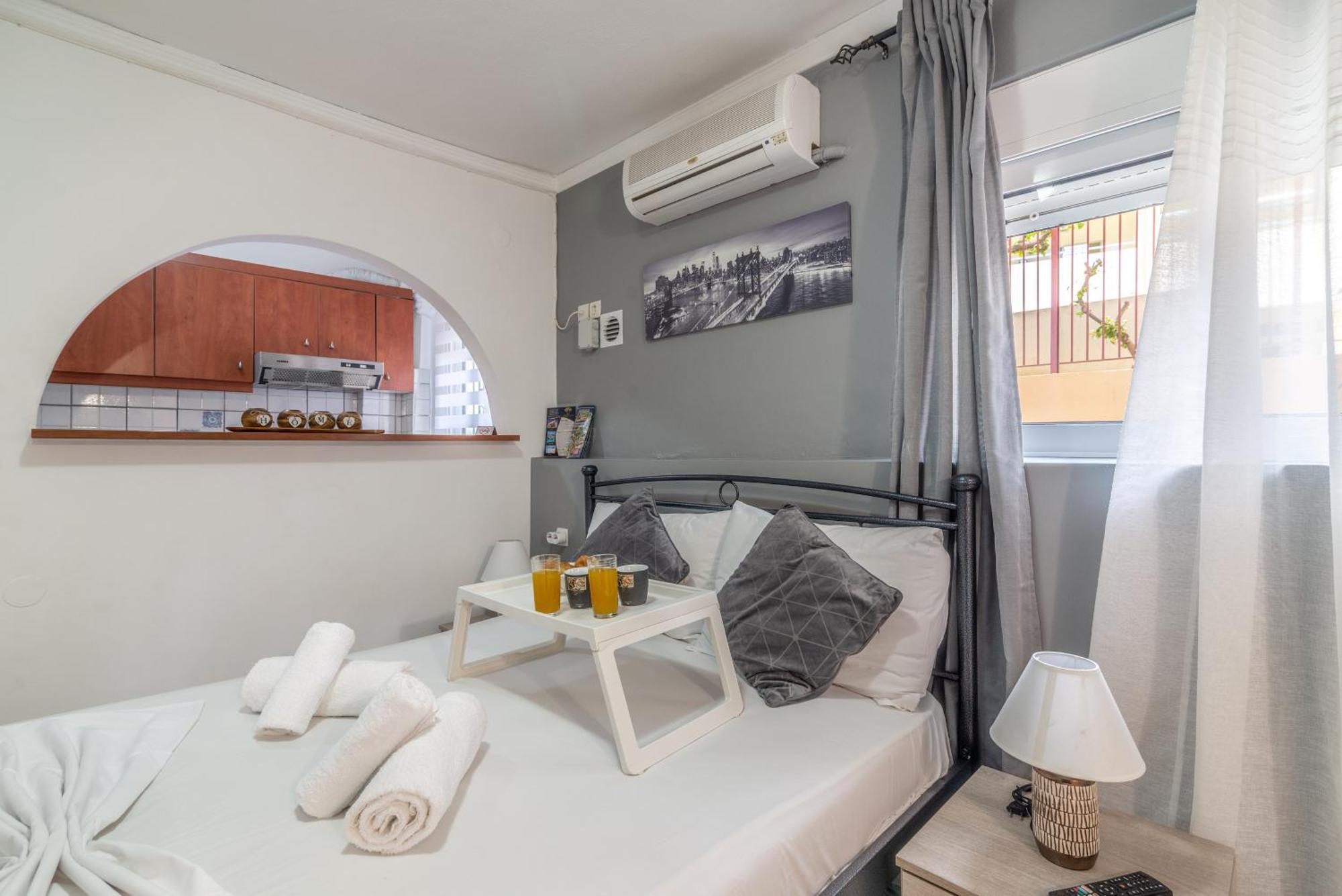 Oasis Studios In The City Centre Candia Esterno foto