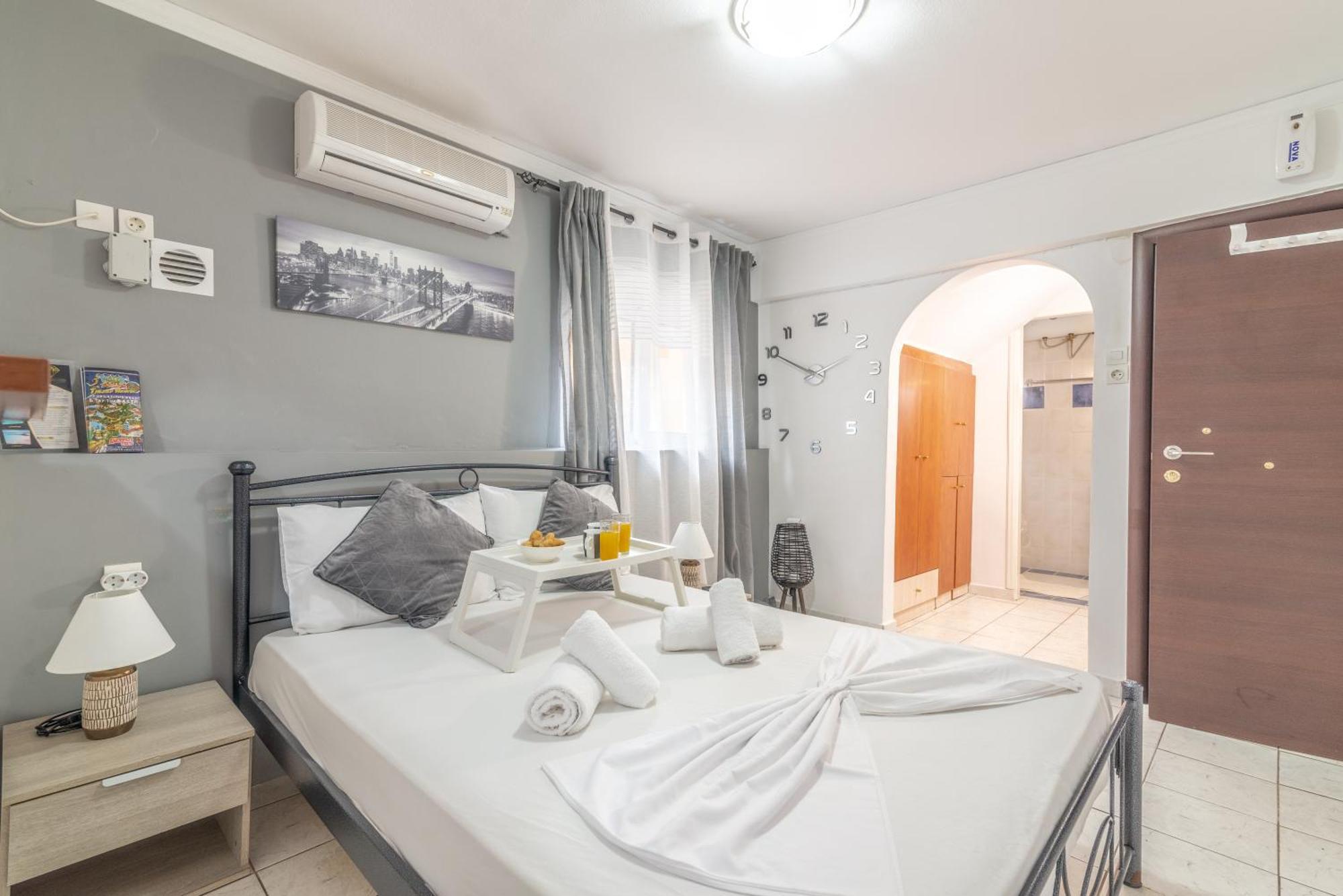 Oasis Studios In The City Centre Candia Esterno foto
